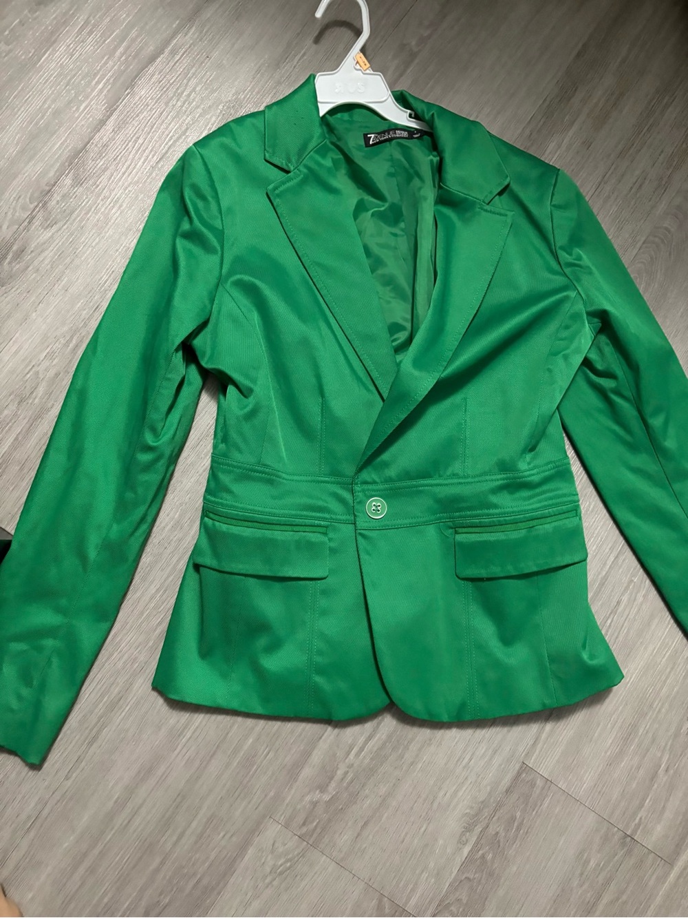 Avenue Emerald Green Single-Button Tailored Blazer